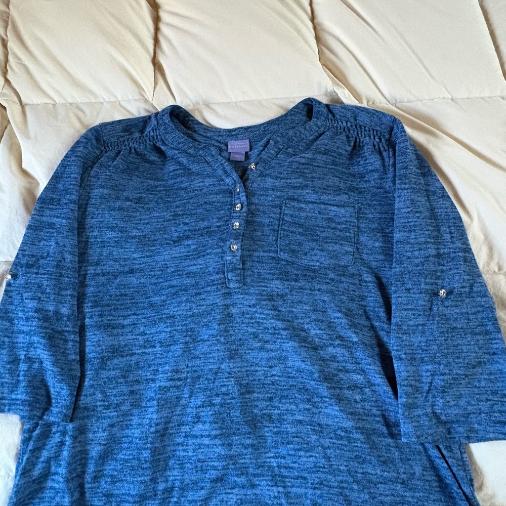 Laura Scott Blue Heathered Henley Top
